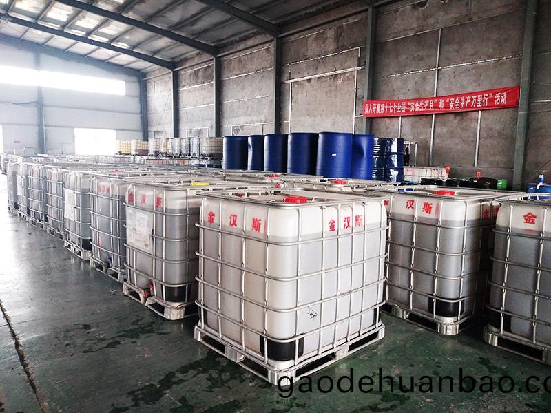 選(xuan)擇消泡(pao)劑(ji)要(yao)符郃(he)以下(xia)幾點(dian)